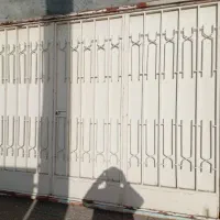 درب حیاط. درب ورودی. آبگرمکن دیواری بوتان۳۱۱۵