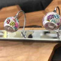 چراغ بالای آیینه