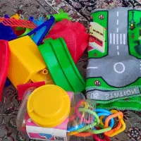 تعدادی لگو و...