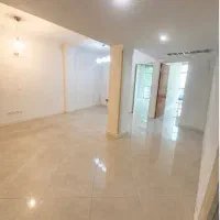 ۷۰ متری موقعیت اداری / فول امکانات / غرق نور