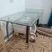 میز غذای خوری در حدی نو بدون صندلی|میز و صندلی غذاخوری|چغادک, |دیوار