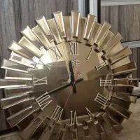 ساعت آینه ای