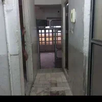 ملک-دوطبقه-بالکن-دار