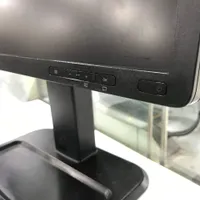 مانیتور ۲۲ اینچ از برند HP مدل Elite E221i|قطعات و لوازم جانبی رایانه|تالش, هشتپر|دیوار