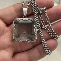 زنجیر و گردنی|جواهرات|باقرشهر, |دیوار