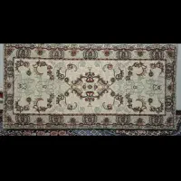 دو عدد (  پشتی  )کاملا سالم