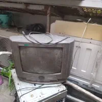 لوازم انباری و تعدادی لوازم مزدا وانت