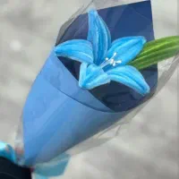 دسته گل لیلیوم روز دختر ولنتاین