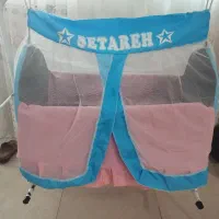 گهواره صورتی و آبی