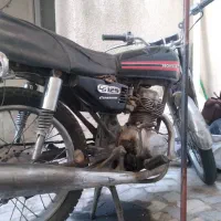 موتوریش تمیزه پول لازمم پای معامله تخفیفم میدم