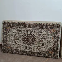 پشتی طرح قالی