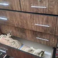 دراوروبوفه ویک عددکمدلباسی