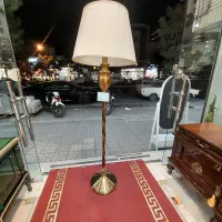 اباژورایستاده کنارسالنی مناسب هدیه|چراغ خواب و آباژور|مشهد, طلاب|دیوار