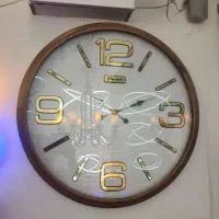 ساعت دیواری