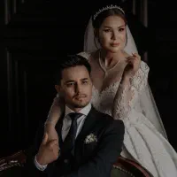 آتلیه تخصصی عکاسی و فیلمبرداری عروس و داماد