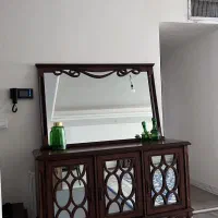 میز و آینه کنسول