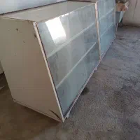 2عدد ویترین شیشه‌ای سالم|بوفه، ویترین، کنسول|یزد, |دیوار