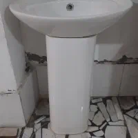 سنگ روشویی با پایه