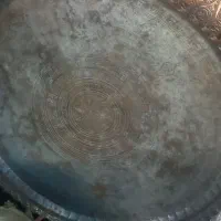 مجمعه مسی قدیمی|کلکسیون اشیاء عتیقه|قم, سرحوض|دیوار