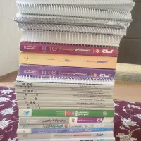 فروش کتابهای آمادگی کنکور تجربی به همراه جزوه|کتاب و مجله آموزشی|قم, انصار‌الحسین|دیوار