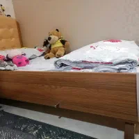 تخت نوجوان چوبی با روکش ملامینه با تشک طبی|تخت و صندلی بچه|یزد, |دیوار