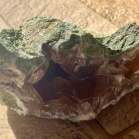 سنگ|جواهرات|تربتحیدریه, باغ ملی|دیوار