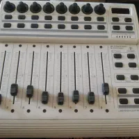 کنترلر بهرینگر BEHRINGER BCF2000
