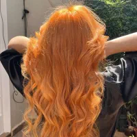 آرایشگر ماهر نیازمندیم