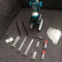 میکروسکوپ دانش آموزی
