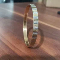 النگو - در حد نو - قیمت تابلو - کارمزد ۲ درصد