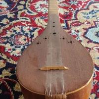 سه تار فروشی