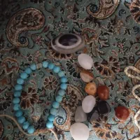 تعدادی سنگه ودست بند فیروز|جواهرات|مشهد, طبرسی شمالی|دیوار
