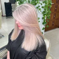 دستیار رنگ و لایت با شرایط ذکر شده|استخدام درمانی، زیبایی، بهداشتی|تهران, صادقیه|دیوار