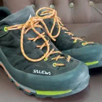 کتونی کفش کوهنوردی سالیوا SALEWA سایز 45
