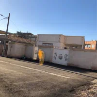 خانه ویلایی  انتهای انقلاب ۵