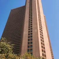 برج بین اللمل تهران سویت ۴۲ متری