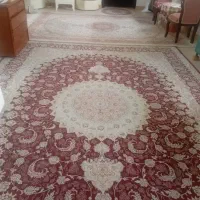 یک عدد فرش 12متری سالم و تمیز