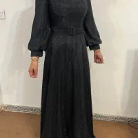 پیراهن مجلسی پوشیده