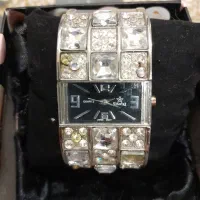 ساعت مچی زنانه اصل