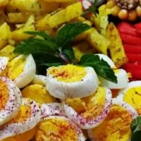 همکار آقا در عوارضی شیفت شب.