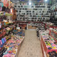 فروشنده خانم و آقا