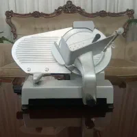 دستگاه کالباس بر  بسیار تمیز محک