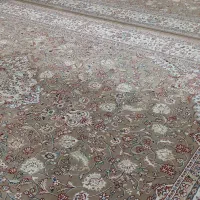 دو عدد فرش کرم