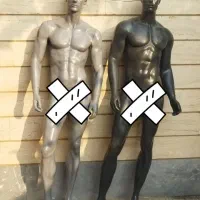 مانکن زنانه مردانه نیم تنه درحدنو پایه تکی شیشه‌ی