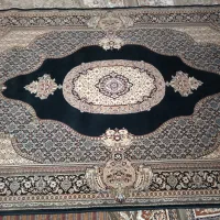 دو عدد فرش ۶ متری و ۹متری