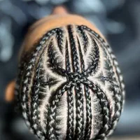 تخفیف کاشت مژه،بافت مو،رنگ‌مو،کراتین،اسکراب سر