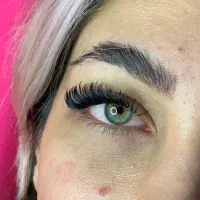 تخفیف ویژه خدمات و اموزش کاشت مژه