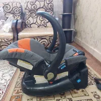 صندلی ماشین یا کریر کودک