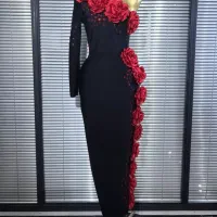 جواهر دوزی و ساخت انواع گلهای مخمل و ساتن روی لباس|لباس|پارس‌آباد, |دیوار