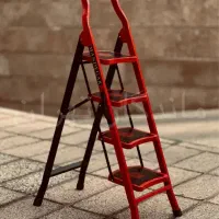 نردبان ۵ پله